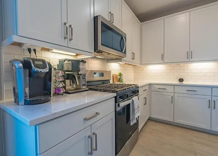 Oasis With Private Yard, Pool And Firepit Phoenix